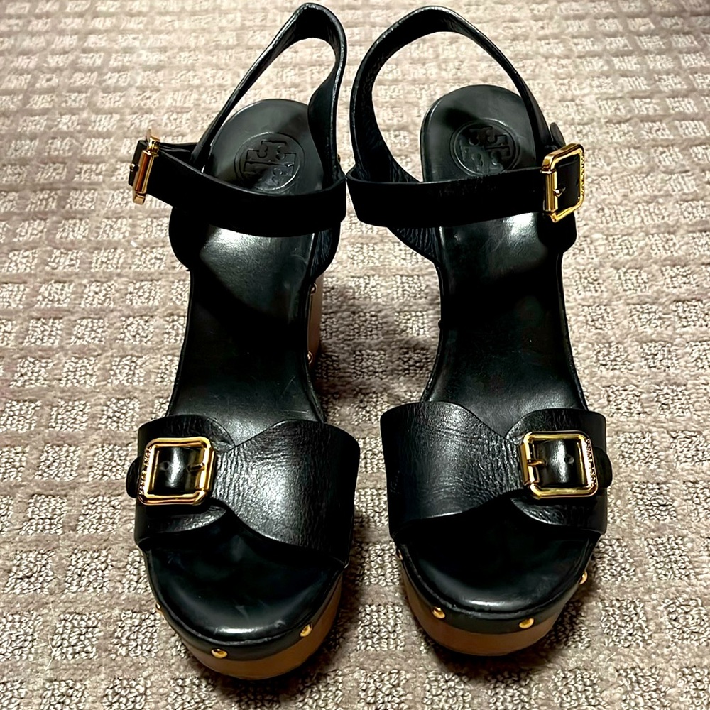 Tory Burch Size 8M Black Leather Platform Sandal.  Circa 2015ish.